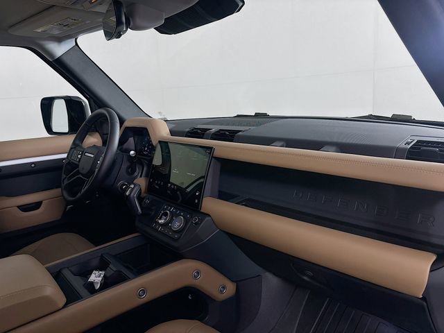 New 2026 Land Rover Defender 110 X-Dynamic SE image 27