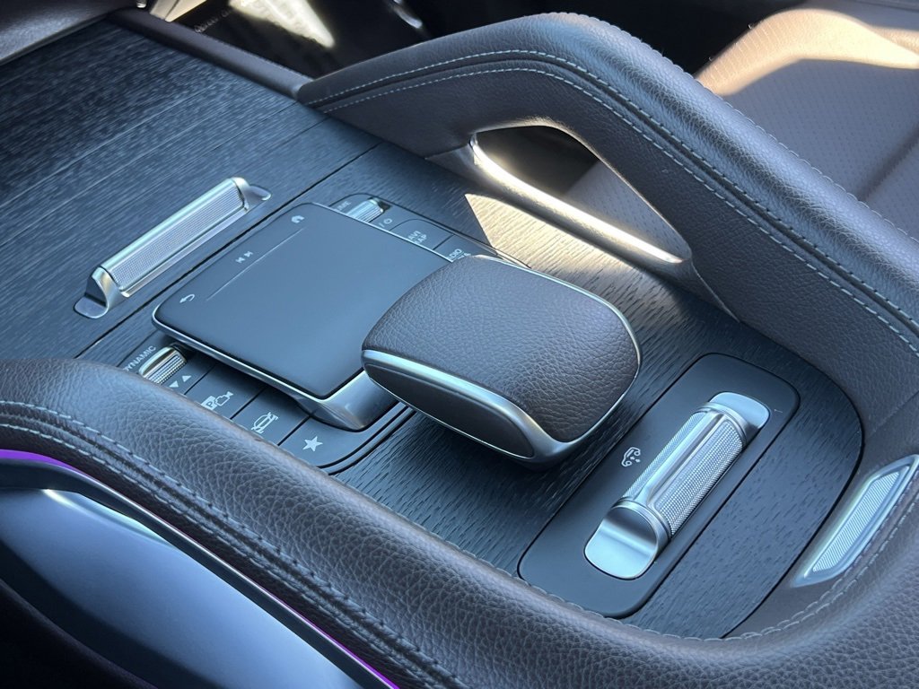 Used 2023 Mercedes-Benz GLS 450 4MATIC w/ AMG Line Exterior image 32