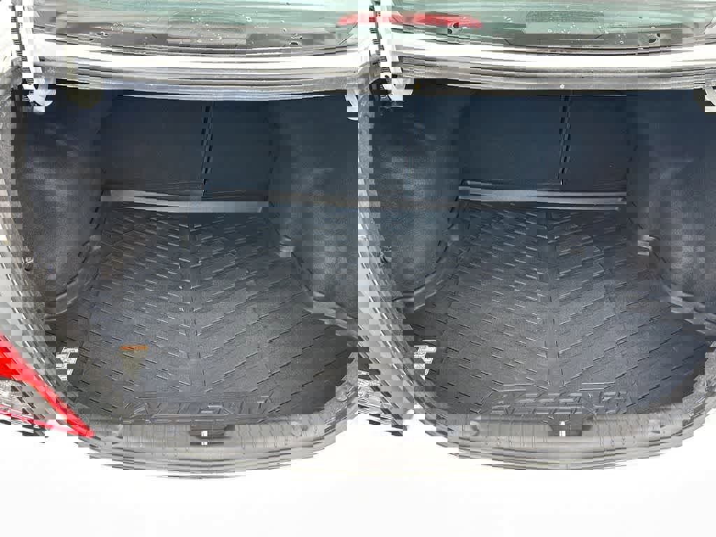 Used 2016 Hyundai Accent SE w/ Option Group 02 image 11