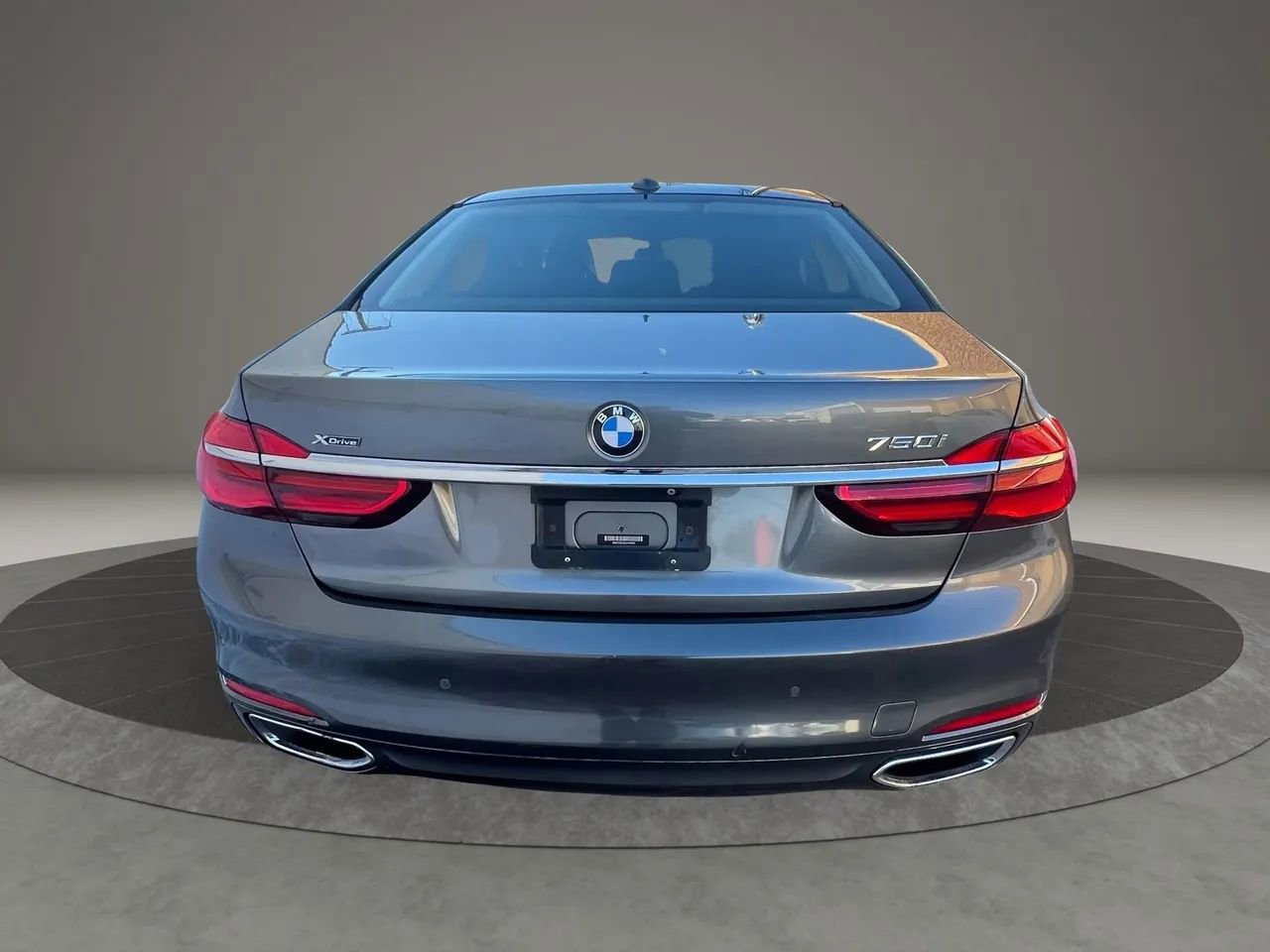 Used 2016 BMW 750i xDrive 750i xDrive Sedan 4D image 6