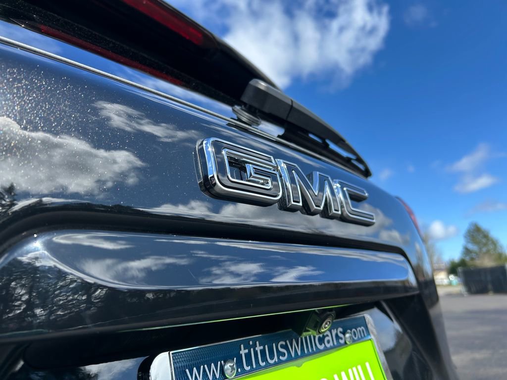 Used 2022 GMC Terrain SLT w/ Infotainment Package II image 32