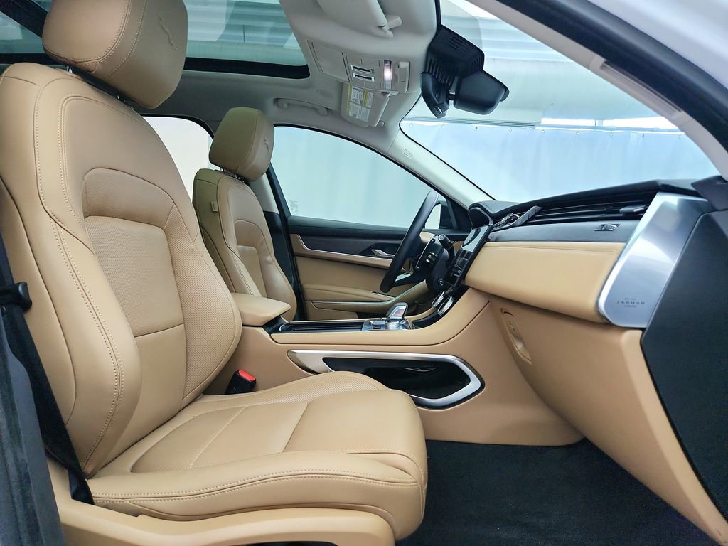 Used 2023 Jaguar F-PACE S image 33