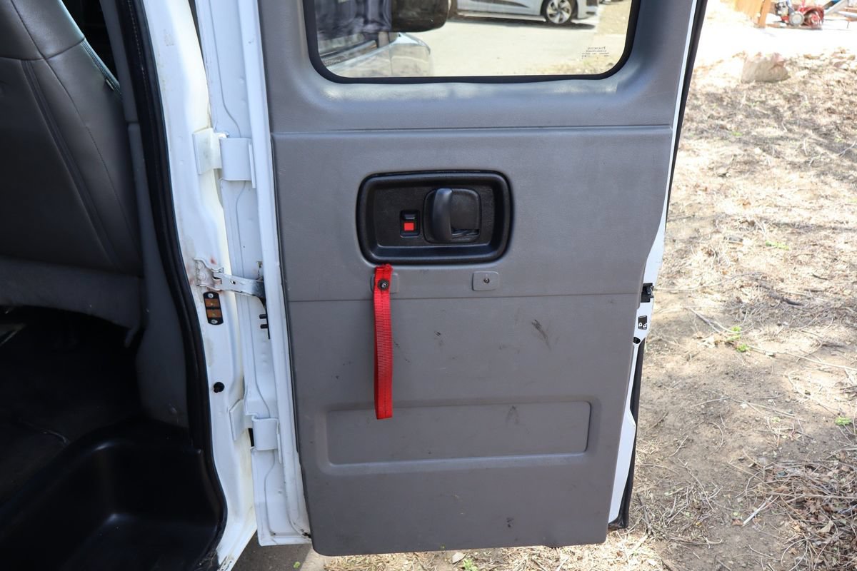 Used 2017 Chevrolet Express 3500 LT w/ LT Preferred Equipment Group RWD image 26
