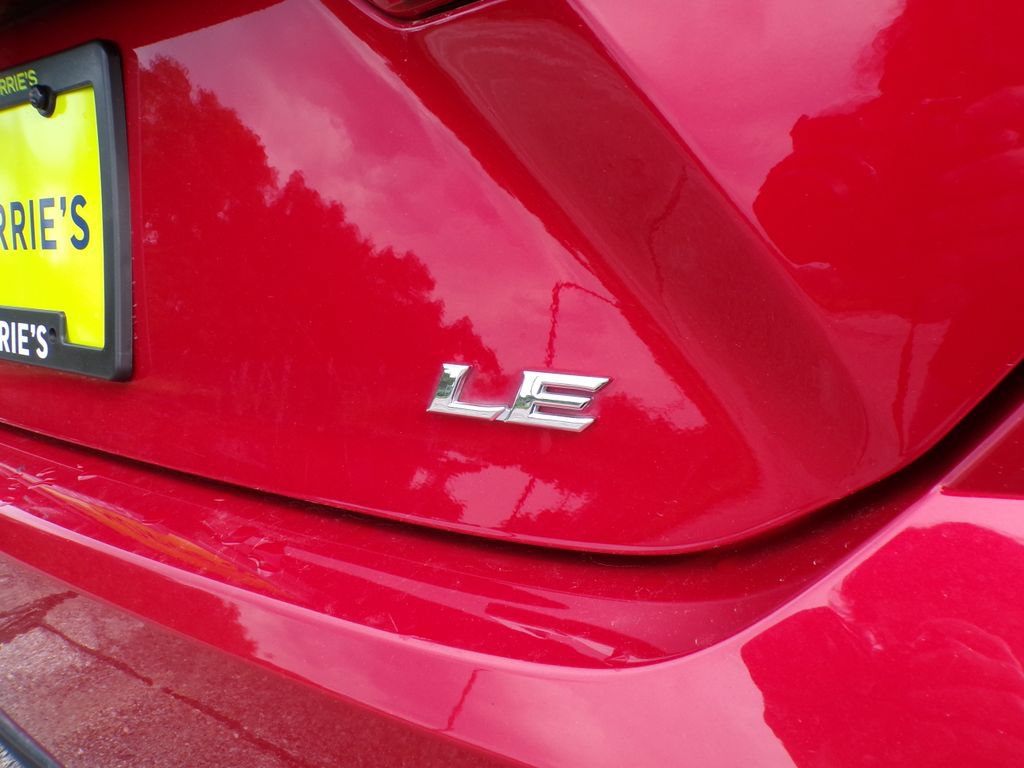 Used 2025 Toyota Camry LE FWD image 14