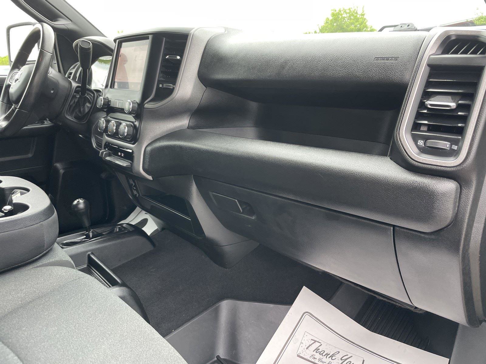 Used 2024 RAM 3500 Tradesman w/ Chrome Appearance Group image 27