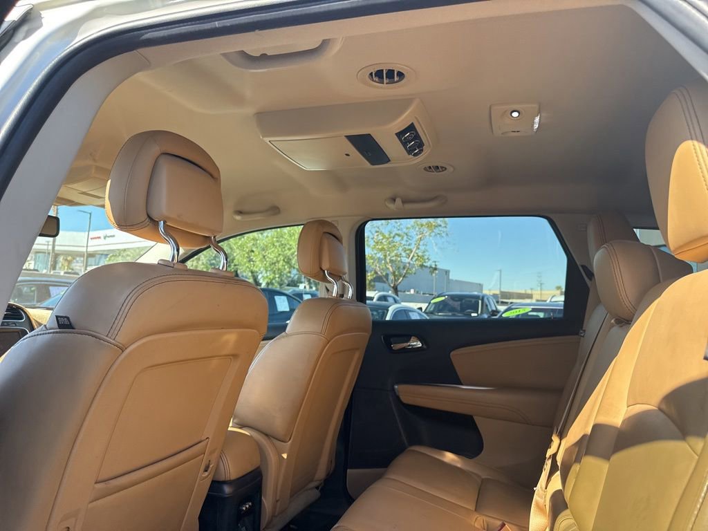 Used 2015 Dodge Journey Limited w/ Flexible Seating Group FWD image 17