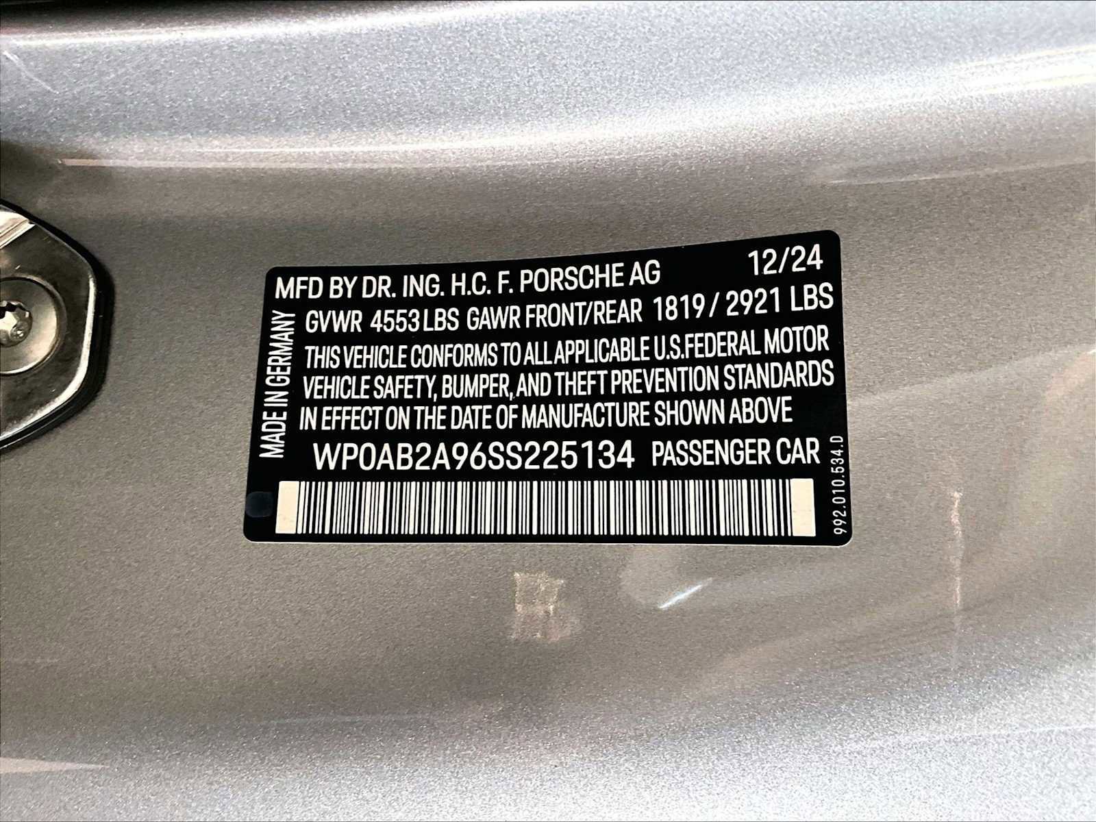 Used 2025 Porsche 911 Carrera 4 GTS image 32