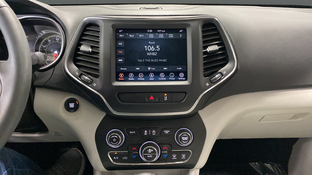 Used 2022 Jeep Cherokee Latitude Lux w/ Sun & Sound Group AWD/4WD image 13