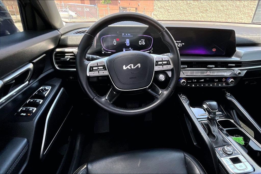 Used 2023 Kia Telluride S AWD/4WD image 5