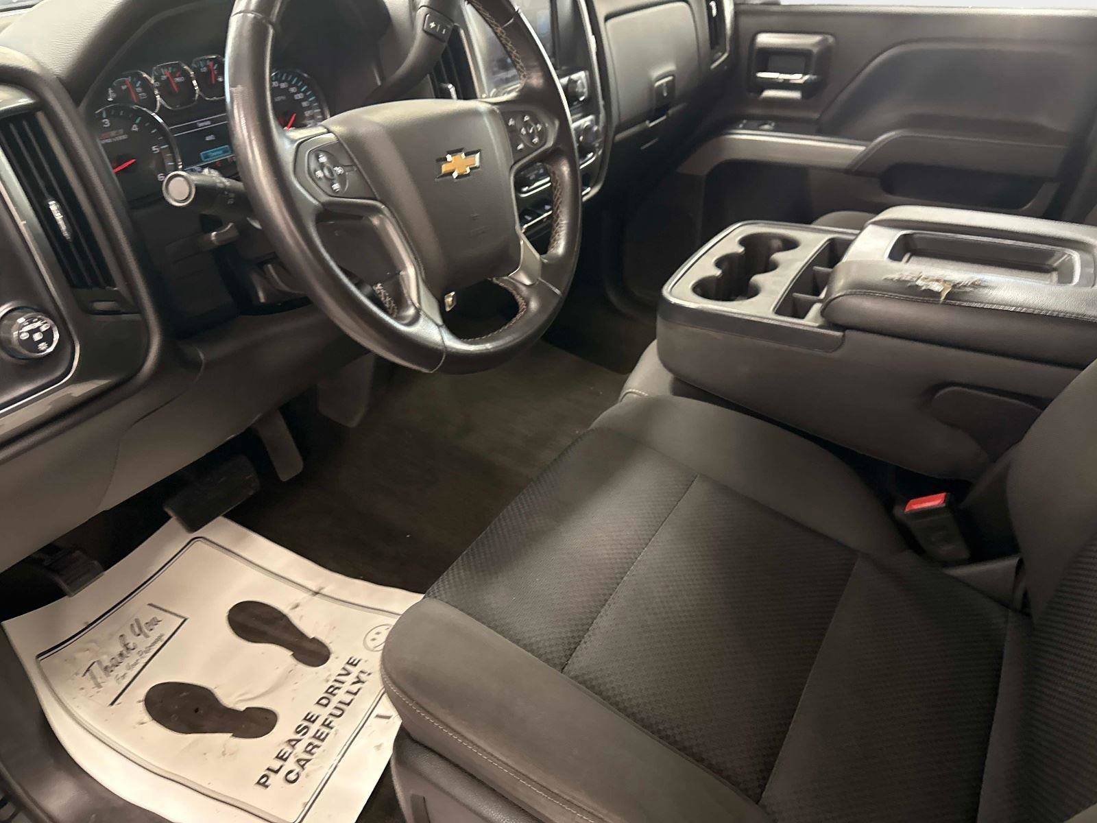 Used 2016 Chevrolet Silverado 2500 LT w/ Midnight Edition image 21