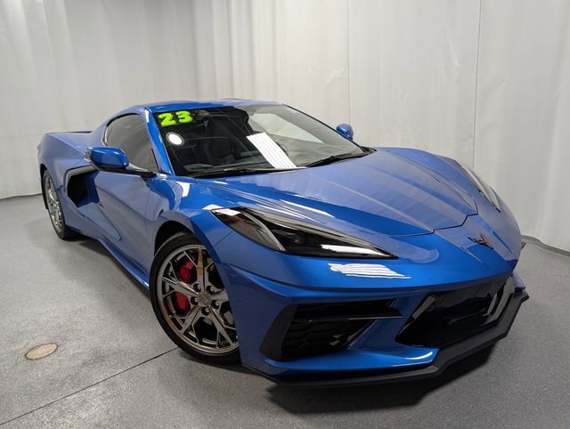 Used 2023 Chevrolet Corvette Stingray Preferred Cpe w/ Z51 Performance Package RWD image 2