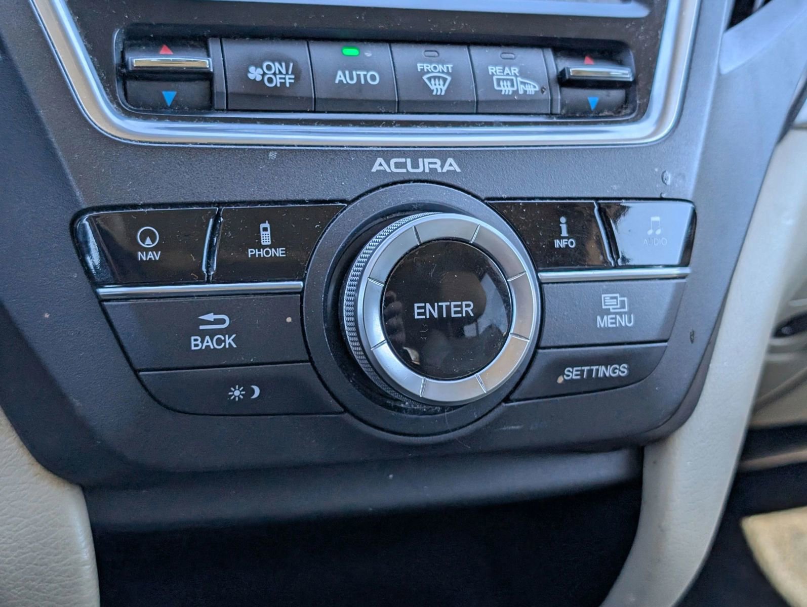 Used 2015 Acura MDX Sport Utility 4D image 12