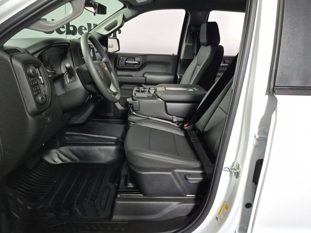 New 2026 Chevrolet Silverado 1500 W/T w/ WT Value Package AWD/4WD image 9