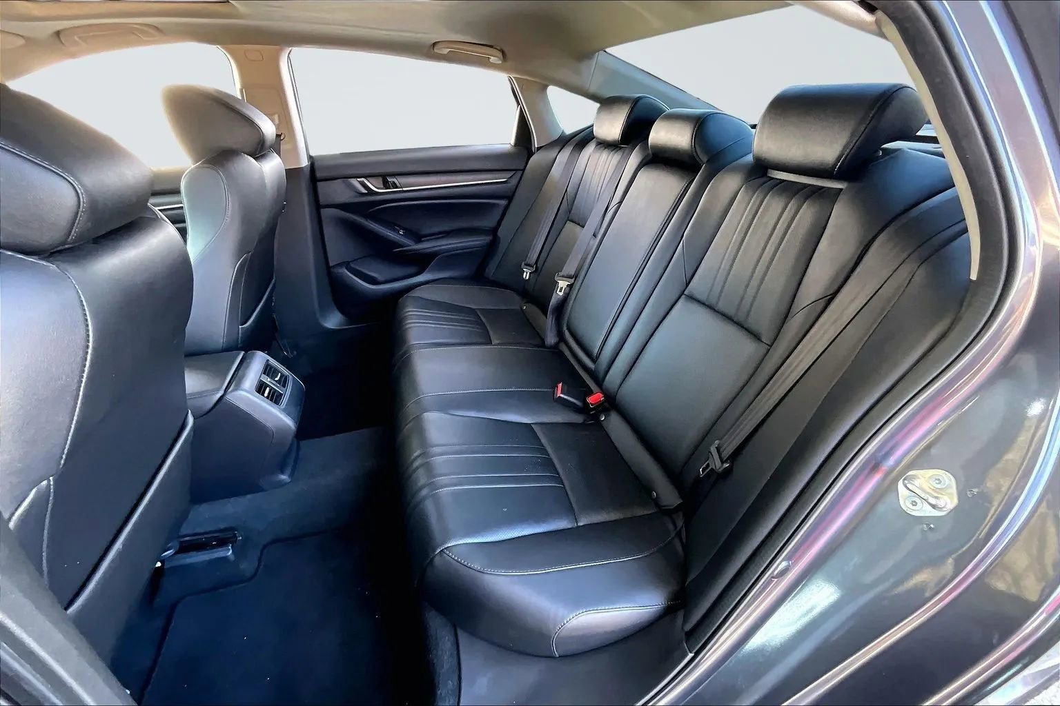 Used 2020 Honda Accord EX-L image 19