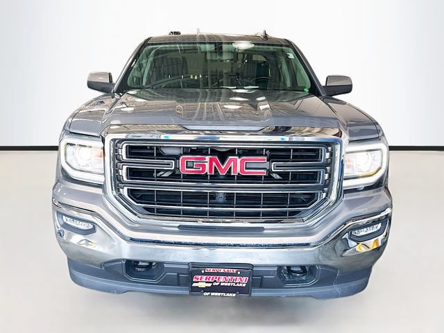 Used 2017 GMC Sierra 1500 SLE w/ SLE Value Package AWD/4WD image 4