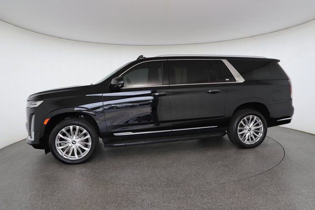 Used 2022 Cadillac Escalade ESV Premium Luxury image 5