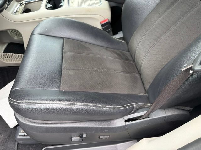 Used 2020 Dodge Grand Caravan SXT FWD image 20