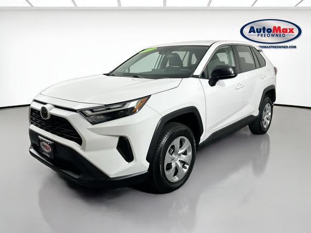 Used 2023 Toyota RAV4 LE AWD/4WD image 4