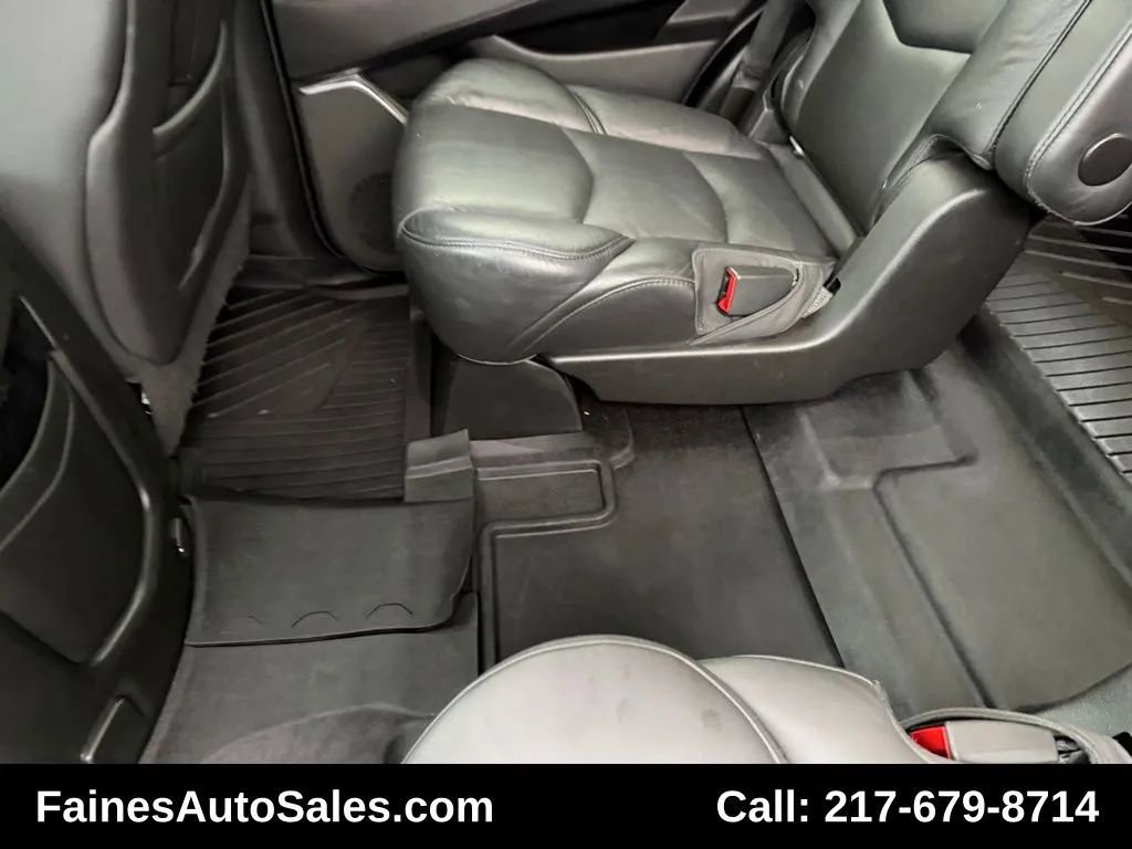 Used 2018 Cadillac Escalade Premium Luxury image 43