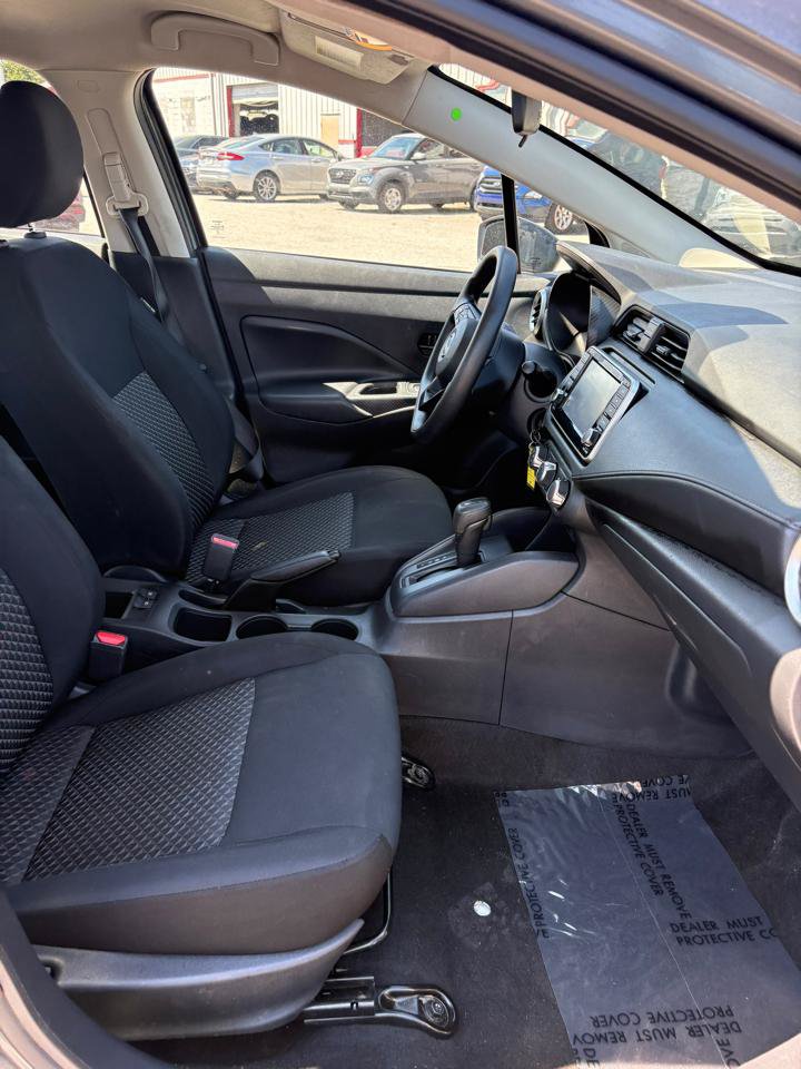Used 2023 Nissan Versa S w/ Trunk Package FWD image 17