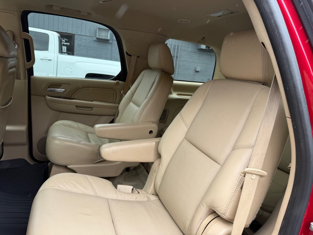 Used 2013 Cadillac Escalade Premium AWD/4WD image 56