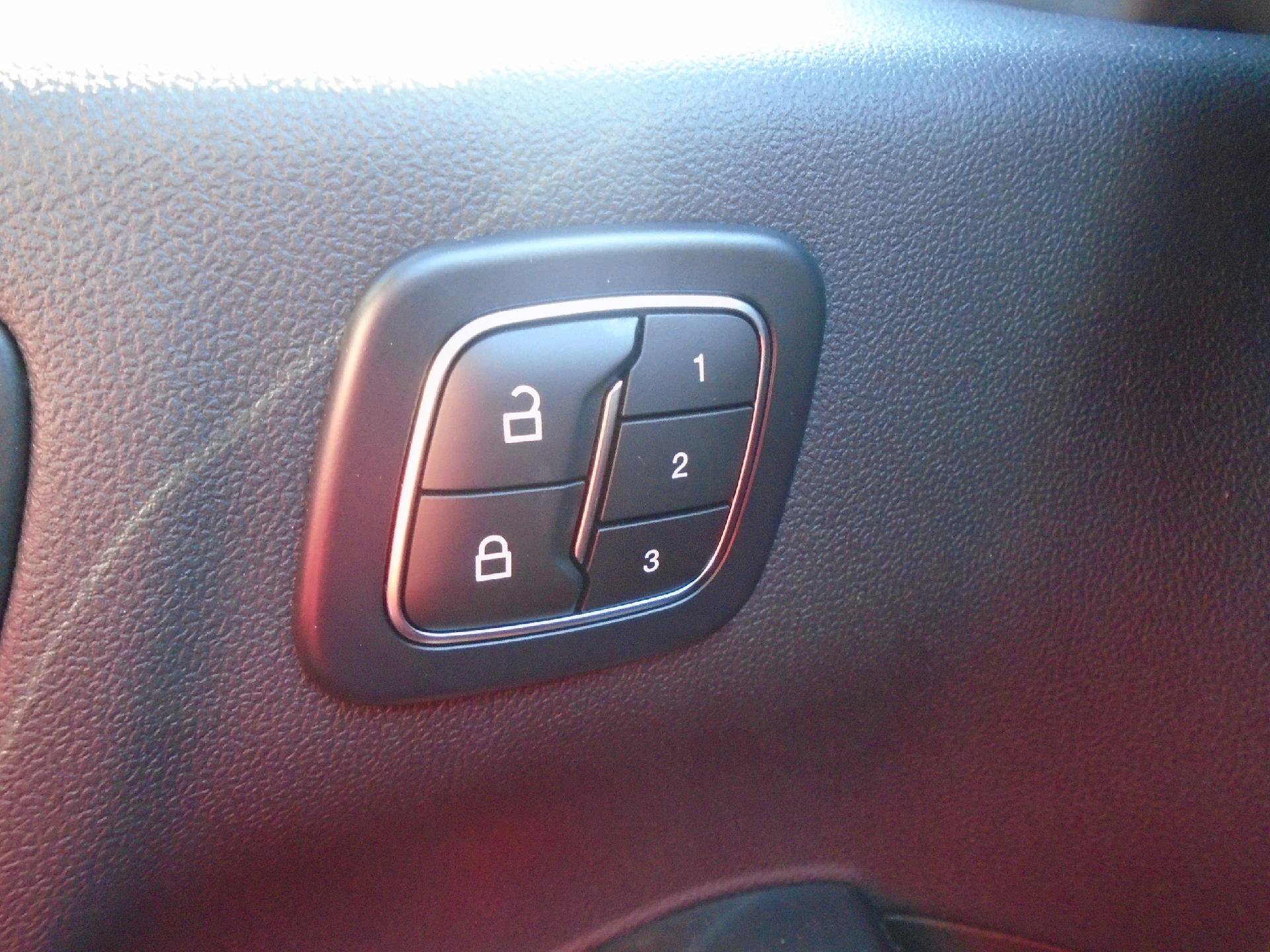 Used 2024 Ford Escape ST-Line Elite w/ Premium Technology Package image 20