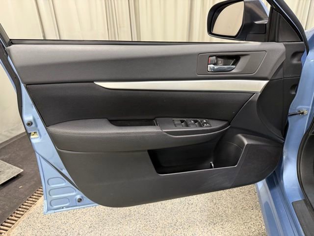 Used 2011 Subaru Legacy 2.5i Premium image 18