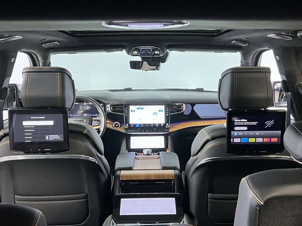 Used 2024 Jeep Grand Wagoneer Series III w/ Rear Seat Video Group 1 image 31