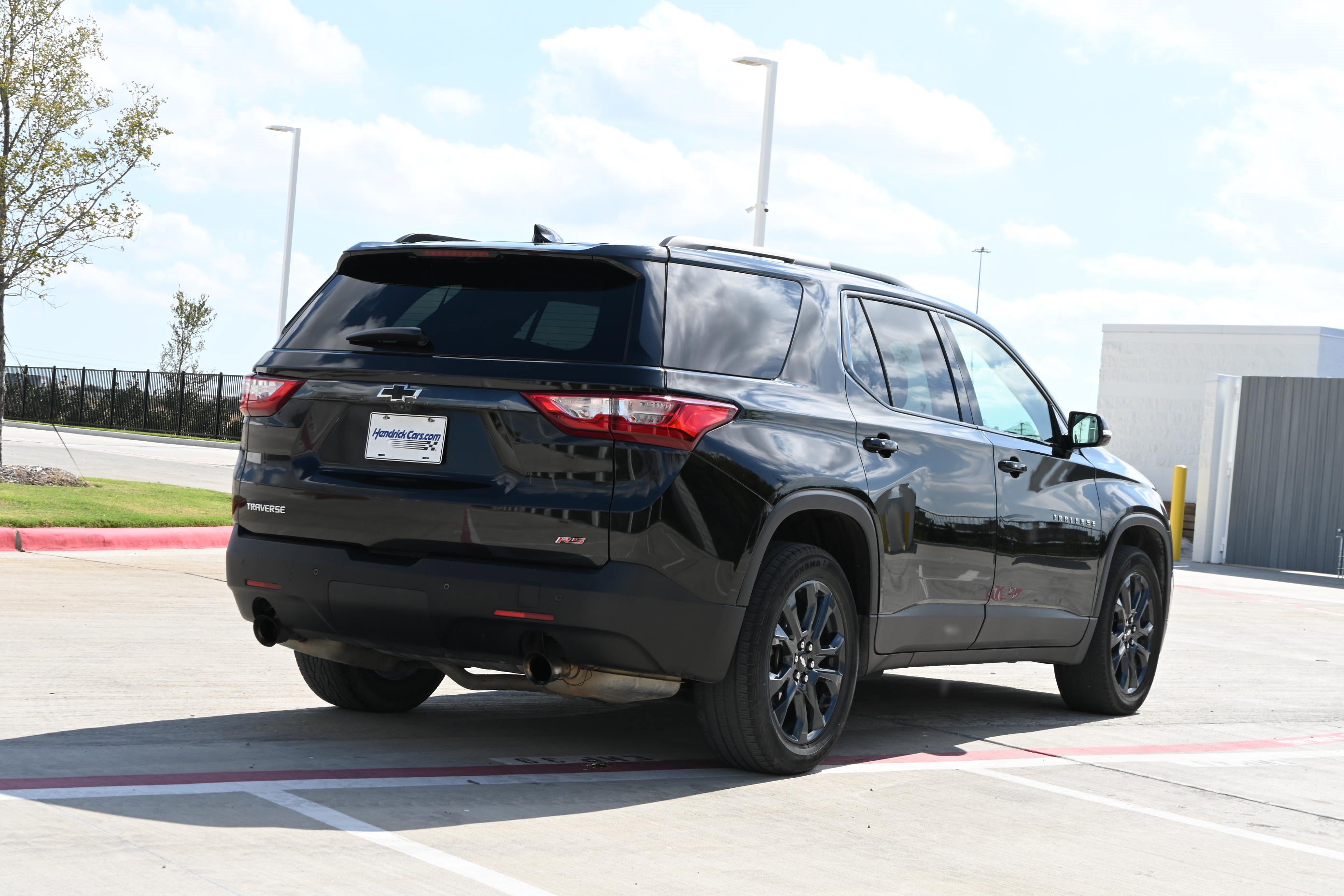 Used 2019 Chevrolet Traverse RS FWD image 9
