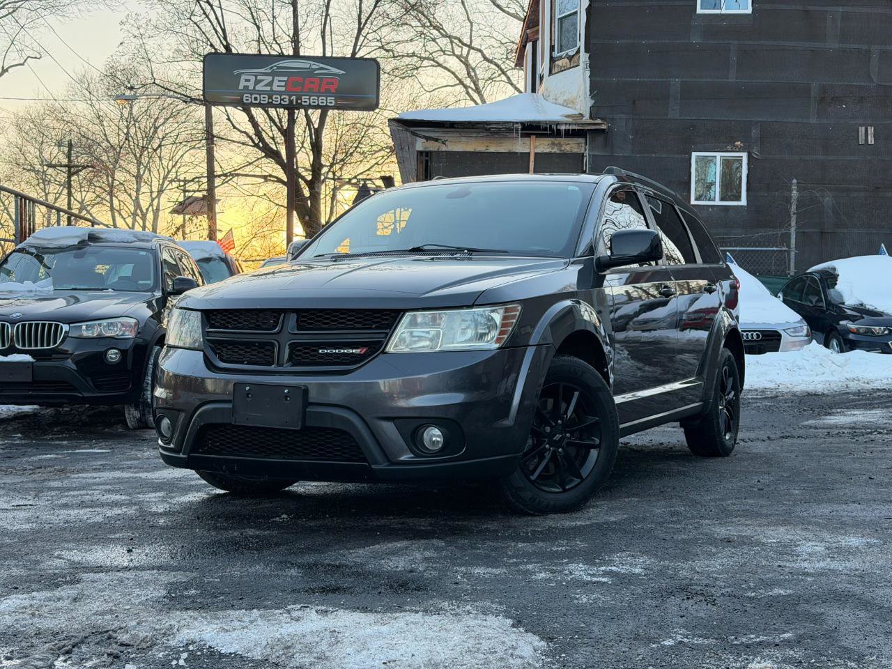 Used 2019 Dodge Journey SE w/ Connectivity Group image 2