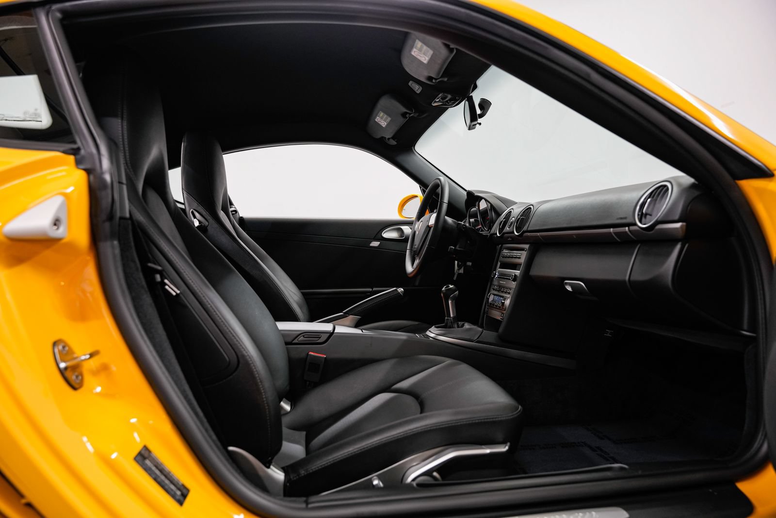 Used 2008 Porsche Cayman RWD image 23