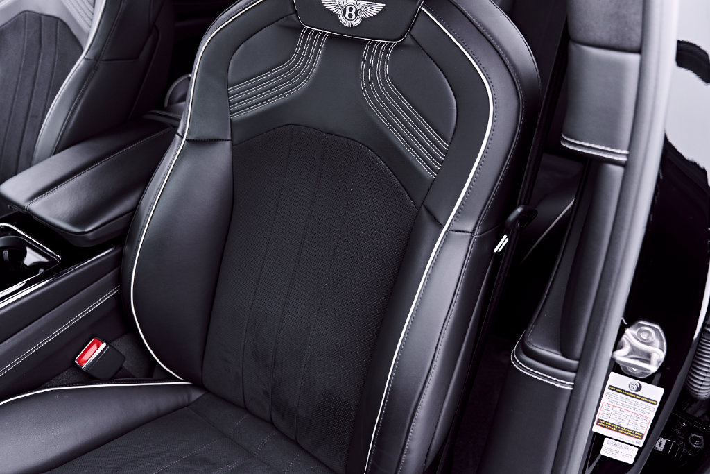 Used 2023 Bentley Flying Spur S V8 AWD/4WD image 54