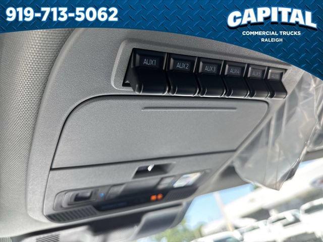 New 2026 Ford F550 4x4 Crew Cab image 34
