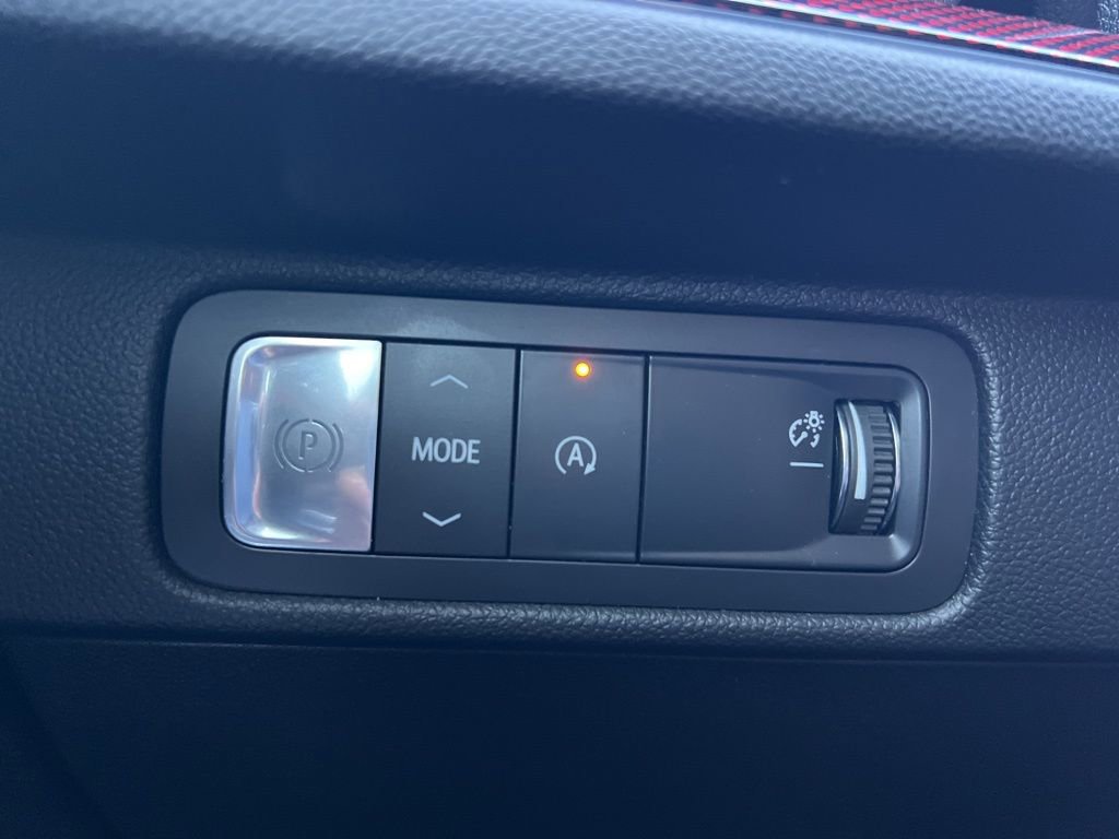 Used 2024 Chevrolet Traverse RS w/ LPO, Floor Liner Package image 17