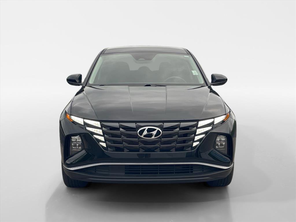 Used 2024 Hyundai Tucson SE FWD image 2