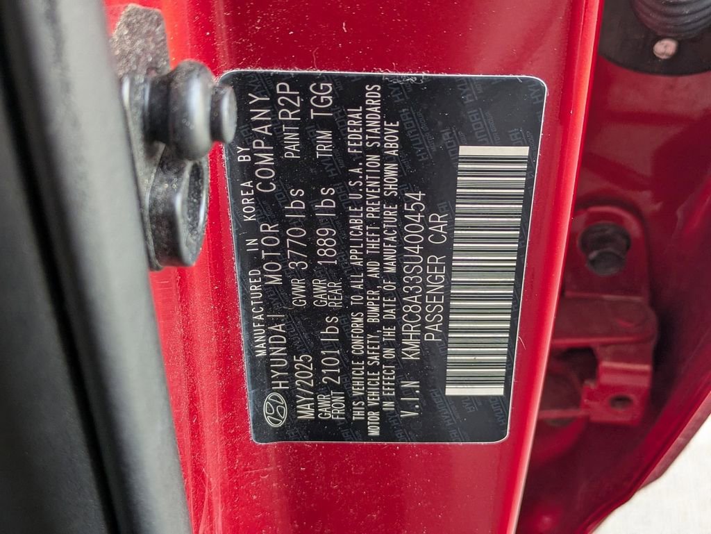 Used 2025 Hyundai Venue SEL FWD image 31