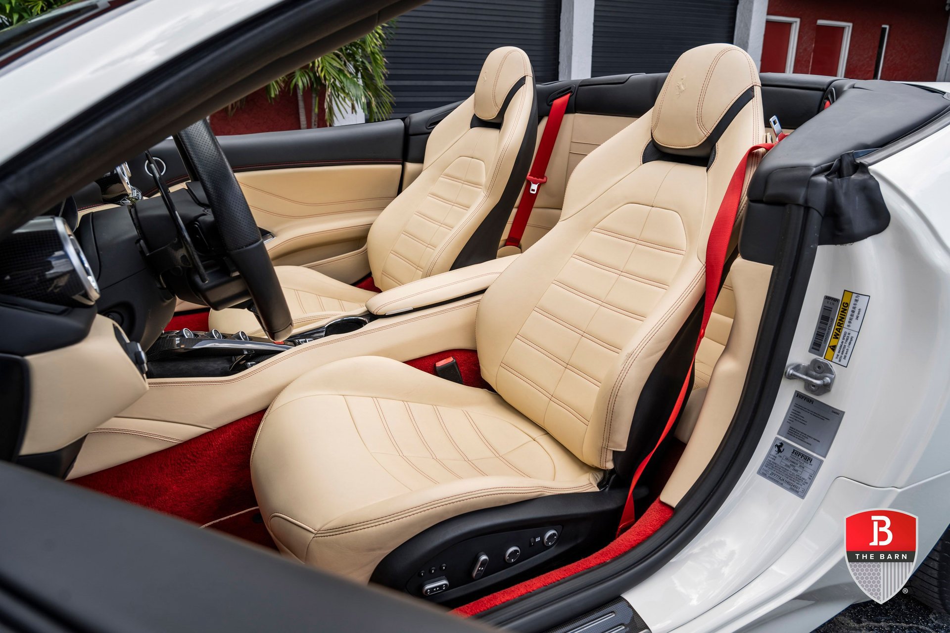 Used 2017 Ferrari California T RWD image 2