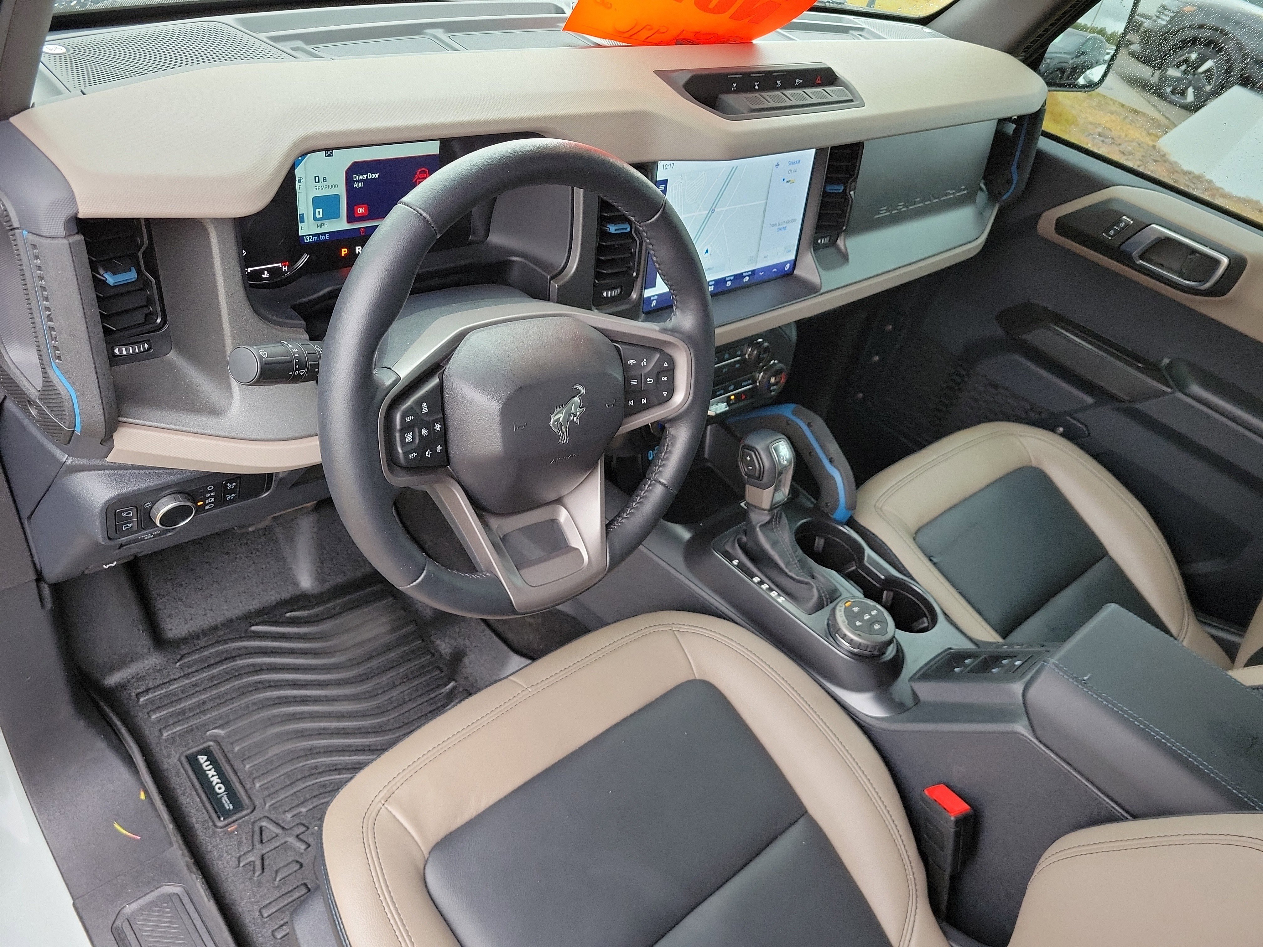 Used 2024 Ford Bronco Wildtrak image 12