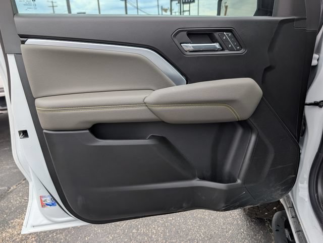 New 2026 Chevrolet Colorado ZR2 AWD/4WD image 12