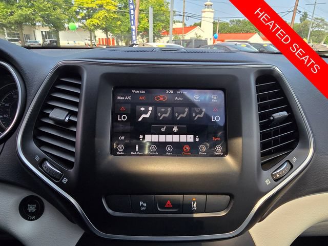 Used 2020 Jeep Cherokee Latitude Lux w/ Comfort/Convenience Group AWD/4WD image 20