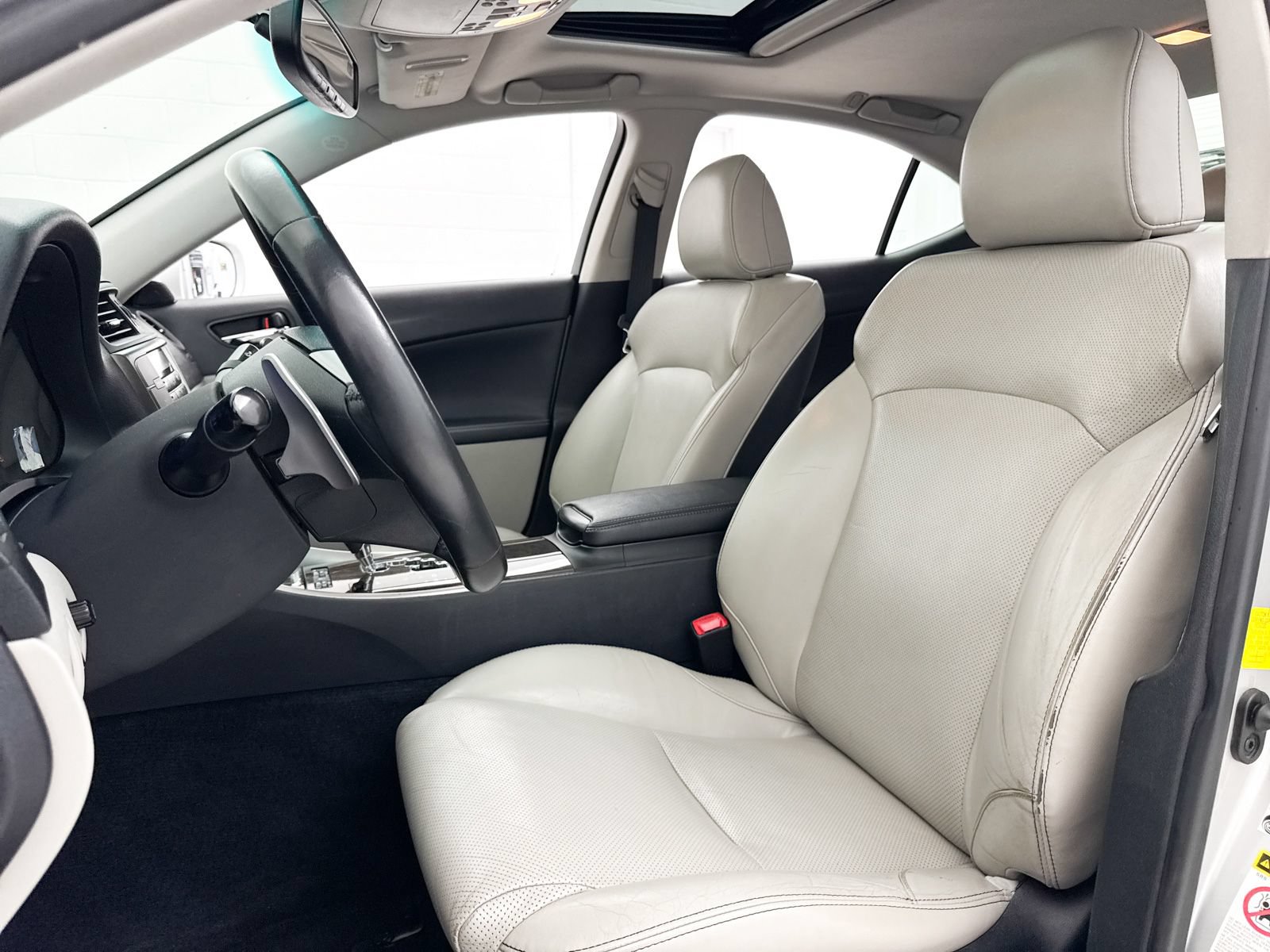 Used 2012 Lexus IS 250 w/ Premium Pkg Value Edition RWD image 13