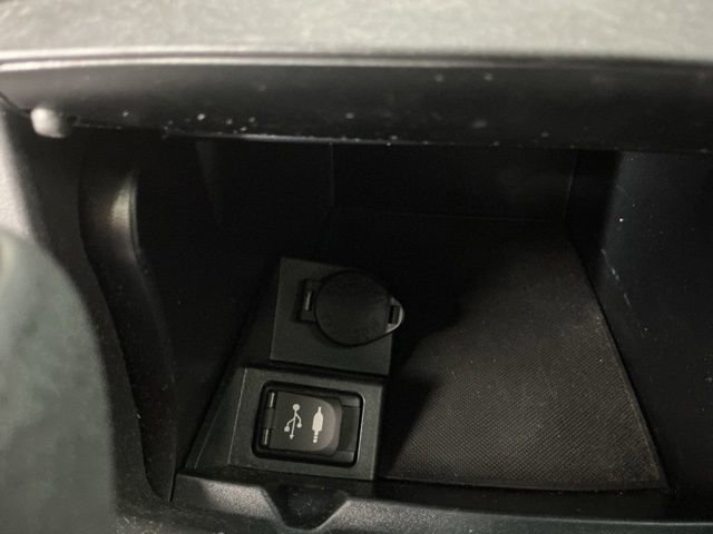 Used 2015 Toyota Camry LE FWD image 28