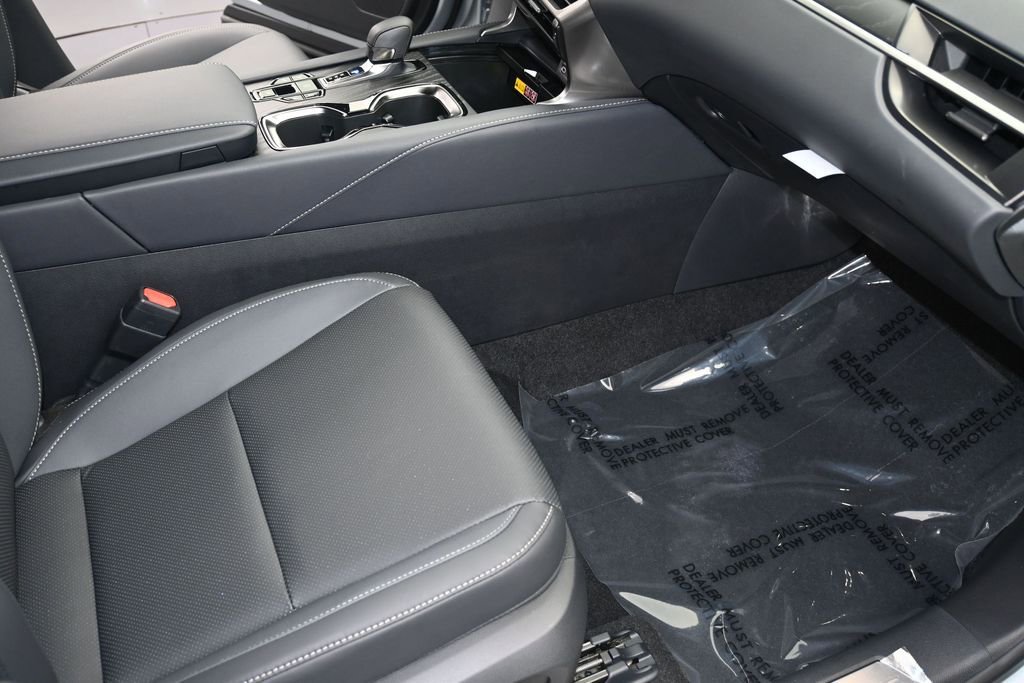 New 2026 Lexus RX 350 F Sport AWD/4WD image 13