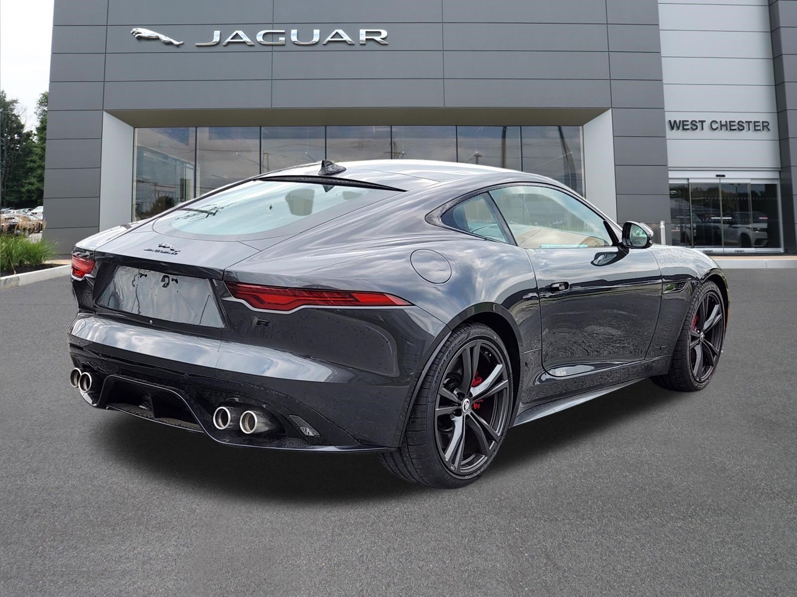 Used 2024 Jaguar F-TYPE R AWD/4WD image 4