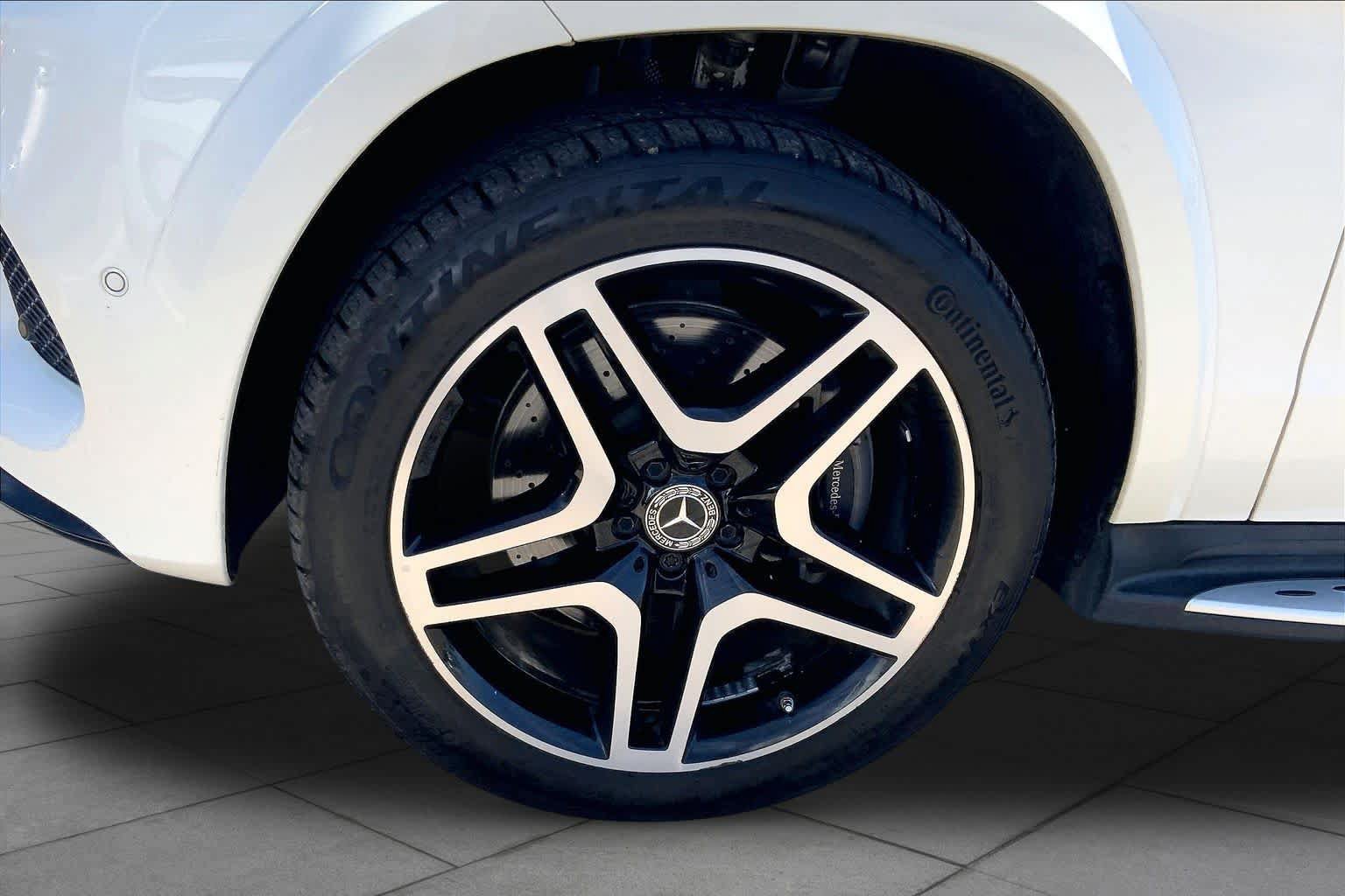 Used 2018 Mercedes-Benz GLS 550 4MATIC image 10