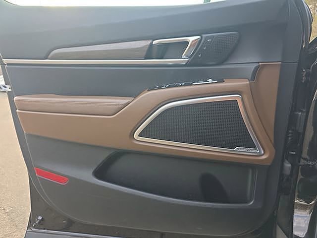 Used 2021 Kia Telluride SX w/ SX Prestige Package image 57