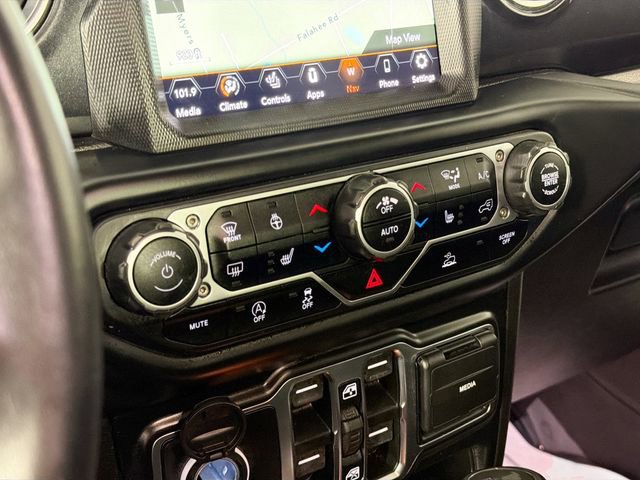 Used 2023 Jeep Wrangler Sahara image 16