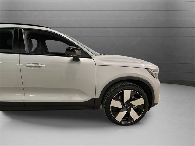 Used 2023 Volvo XC40 Recharge Ultimate w/ Protection Package Premier image 10