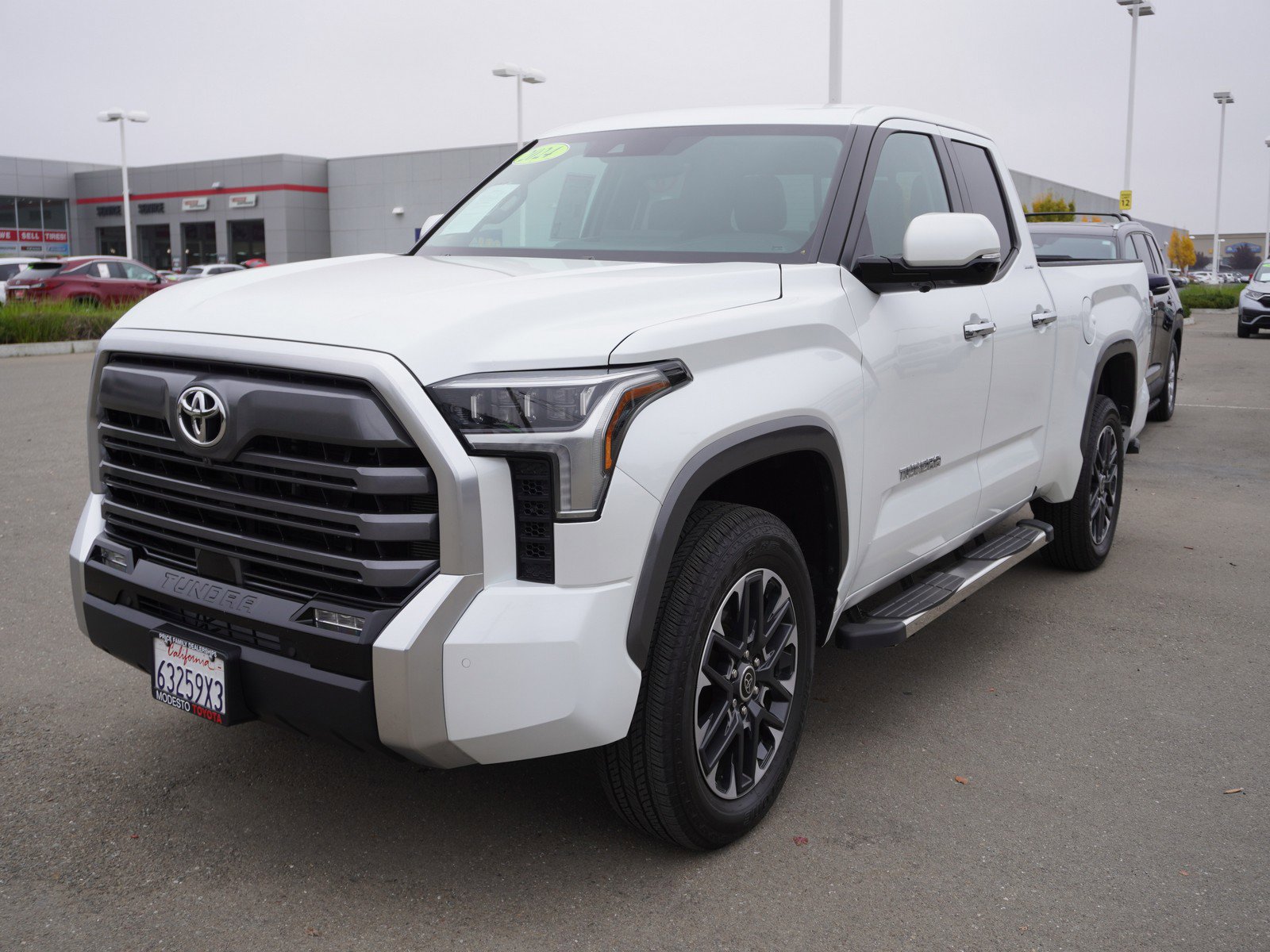 Used 2024 Toyota Tundra Limited image 9