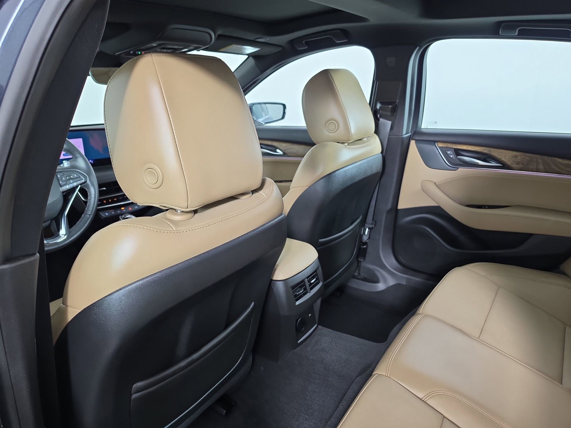 Used 2025 Cadillac CT5 Premium Luxury RWD image 38